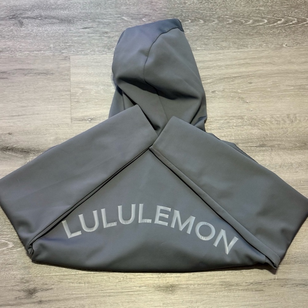 Lululemon Athletica Gray Ski & Snow Jacket